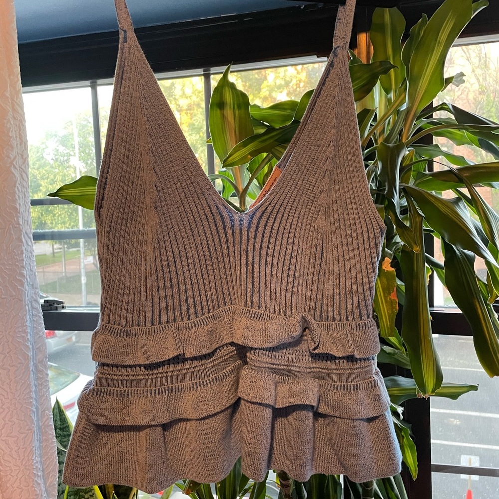 BCBGeneration Ruffle Top - Picture 2 of 4